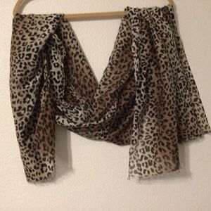 Leopard Pattern Scarf
